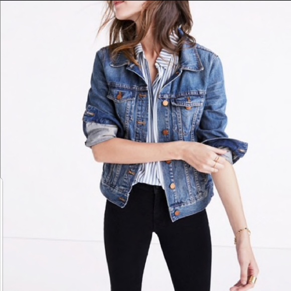 Madewell Classic Denim Jean Jacket - Picture 3 of 8